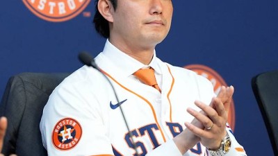 대표팀이 밥 먹여주나, 천문학적 돈이 걸렸다, 日 160㎞ 파이어볼러의 이유 있는 WBC 포기