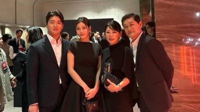 “우리 엄마 맞아?”... 이가현, 이종범 아내 미모에 감탄... 고우석도 함께 ‘훈훈’