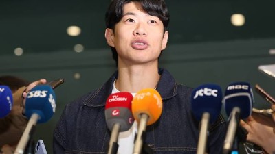 송성문, 옆구리 부상으로 4주 진단...MLB 도전 앞두고 악재