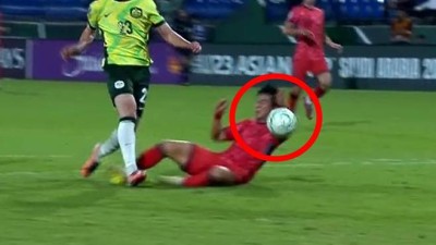 한국, 핸드볼 PK 반칙이잖아! 패배 억울해! 호주 감독, 1-2 석패에 불만 폭발…전반전 페널티킥 취소, 이유 모르겠다