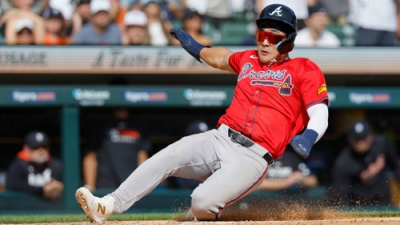 '유리몸'으로 48경기 뛰고 190억 챙긴 김하성, '얼음몸'으로 300억 '꿀꺽'?...4~5개월 예상하지만, 기약 없어