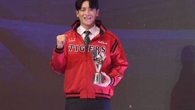 “한화에선 기회 적었지만” 꽃감독이 믿는 ‘이적생’…“한자리 주면 능력 발휘할 것” [SS시선집중]