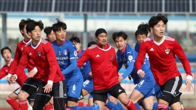 [오피셜] 선수만 22명 폭풍 영입, 출연금 60억 확보... 프로연맹, '3부 챔피언' 김해 2부 가입 최종 승인