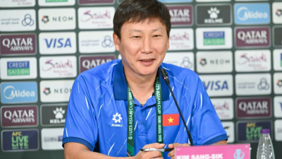 '김상식 매직' 베트남, '한국전 2-0 대이변' 우즈벡 꺾은 中 극단 수비 깰까...韓日中과 우승 경쟁 기쁘다
