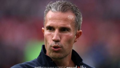 역대급 하극상 발생하나?…감독님 제 얼굴 보고 말하시죠? 판 페르시 발언에 아스널 DF 형 불만 폭발