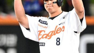 다년계약 맺기도 전에 10억! '예비 FA' 노시환 연봉 잭팟!...김서현도 200% 인상→1억6800만원, 한화 연봉 계약 완료 [공식발표]