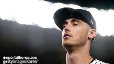 보라스 벼랑 끝 전략 실패...뒤 없는 벨린저, 양키스 오퍼 받아들여야 하나?