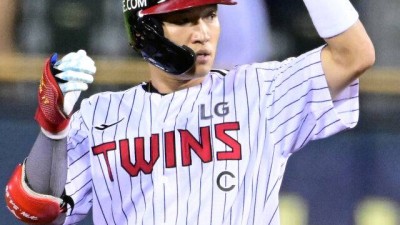 사이판 다녀온 LG 선수 8명 출국 일정 긴급 변동, 美 카보타지 룰이 뭐길래