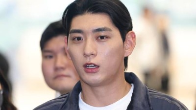 이정후, 입국하다 美공항서 '구금'···낸시 펠로시 前 의장까지 나선 이유는