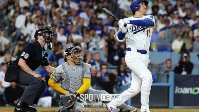 돈 더 받으려던 욕심에…'오타니 홈런공 주인' 200만 달러→29만 달러 폭락