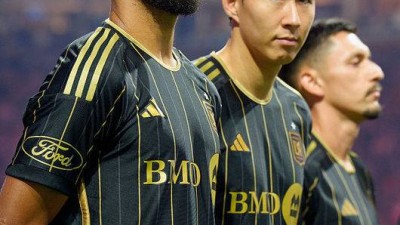 '190억 제안 거절 뒤폭풍' 부앙가, 손흥민 대신 메시?... 부앙가 재계약 전선 이상 기류