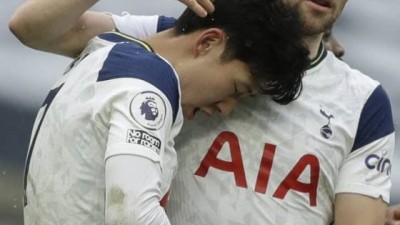 손흥민도 美서 통곡할 비보 산소호흡기 쓴 데이비스, 결국 토트넘과 '슬픈 이별'... 발목 2차 수술→리그앙 이적도 무산