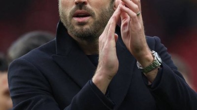 '아모림 대체 뭐했나' 캐릭볼 맨유, 9년 만의 아스널 원정 승리