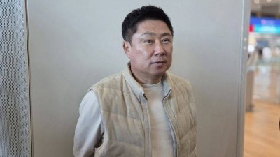 “바람 잘 날이 없네” 정철원 사생활 논란에 김태형의 쓴웃음 “다독거려 줘야지” [오!쎈 인천공항]