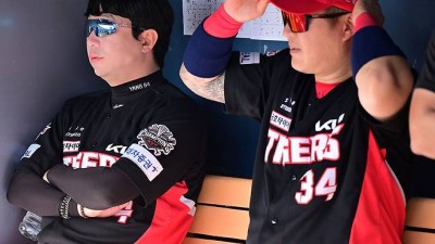 와닿지 않았죠 KIA 1·2위 타자 이적…대투수 어깨가 더 무거워졌다 많이 생각해야 할 것 같아