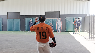 최재훈 깜짝 놀랐다! 못 쳐, 이거 못 쳐!…그런데 왕옌청은 100점 만점에 60점→한화 대만 특급 좌완, 첫 불펜 피칭부터 '80구 폭발'