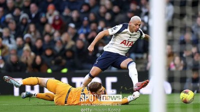'골골골골골골골골' 토트넘에서 나가, 선방 없는 골키퍼 바꾼다…'클린시트 7' 올해 미친 GK 영입 시도