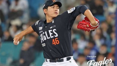 이태양 코치에게 뺨 5방 맞아 턱이 '툭' 돌아갔다