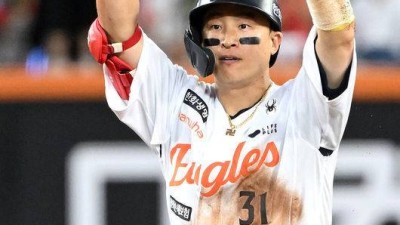 ‘FA 미아’ 손아섭, 한화 극적 잔류 시나리오 생존! 김범수 보상선수=투수에 안도, 외야수 자리 아직 남았다