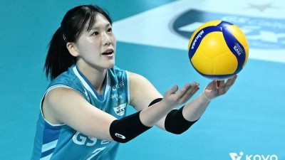 고교 졸업식도 안 한 신인이 일냈다…역전 드라마 '일등 공신' 김효임 제 서브 비결은