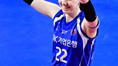 호주 191cm OH 이제 시작인가, 왜 韓 배구 적응에 어려움을 겪었나 성장하리라 믿고 있다, 연패 때는 나도 팀도 안 풀리더라