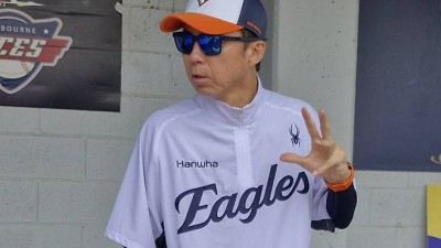 손혁 단장 손아섭에게 구단 최종안 제시..보상금 낮추는 방안도 고려...한화와 계약 임박했나 [IS 멜버른]