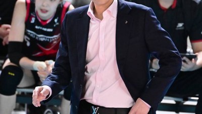 인기에 취해 노력 안하는 거 아닌가? 정관장 고희진 감독의 작심 쓴소리 져도 의미 있게 져야