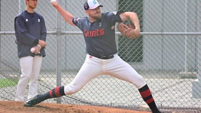 저 정도면 최고, 받아만 봐도 150km 육박…'폰세급' 외인 베일 벗었다, 80억 포수도 감탄사 연발 [오!쎈 타이난]