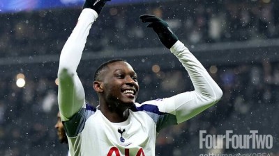 손흥민은 어떻게 토트넘에 10년 있었나…임대 생활 6개월째, 돌연 감독 찾아가 ‘이적 요청’