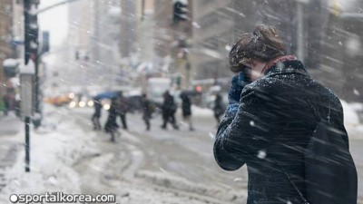 올림픽 때문에 버스를 못 탔다…눈 폭풍·영하 속 6km 걸은 11살 소년, 끝내 개막식 주인공 된다