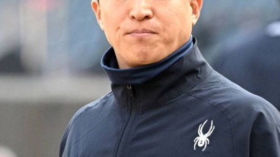 ‘이래서 황재균이 은퇴했나’ 최후통첩 받고 고심하는 손아섭, 3000안타 대업 도전할 기회 있을까