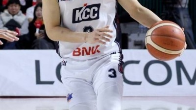 '개인 역대 최고' 허웅 3점 14개 작렬→무려 51득점 대폭발... KCC, SK 120-77 완파 '연승 성공' [잠실 현장리뷰]