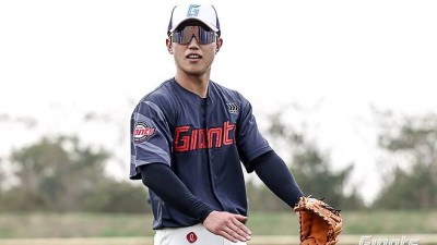 7500만원→1억1000만원 수직상승! 롯데 초대형 트레이드 주인공의 ‘따뜻한 겨울’은 아직이다