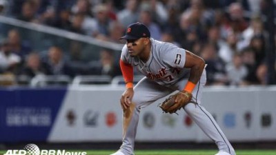 계약서 잉크도 안 말랐는데...다저스, 120만$에 영입한 내야수 다시 내놨다