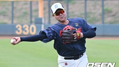 네가 와서 은퇴한다 듬직했던 선배가 떠났다…한동희 홀로서기 준비, 모두 기대하는 예비역 효과