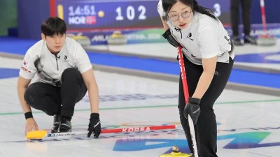 한국 컬링 ‘황당 오심’ 논란…기권 안했는데 심판이 경기 종료 [2026 동계올림픽]