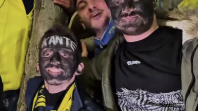 오현규 이적한 튀르키예서 ‘인종차별’ 터졌다…캉테 앞에서 얼굴 검게 칠해 ‘블랙페이스 분장’