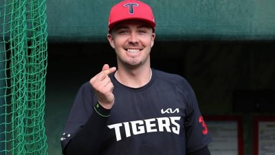 KIA, WBC 한 명 더요!...경쟁 상대로 만나는 김도영, 재밌을 것 같아 [아마미오시마 인터뷰]