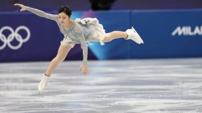 언니 오빠들이 해줬어요 태극기 머리띠 쓰고 활짝 웃은 신지아 [지금 올림픽]