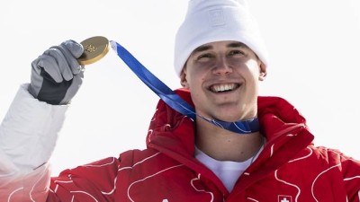 [2026 밀라노] “영화 같아요” 대회 첫 금메달은 스위스 알파인스키 활강 폰 알멘…올림픽 데뷔전서 정상