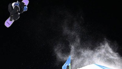 마이크 켜진 줄 모르고 美 해설위원 결승, 지루하다 지루해