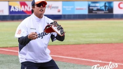 한화 중견수 트레이드? 왜 강백호와 연관이 있나… 100억 가치 시동, 추가 지출 막아라