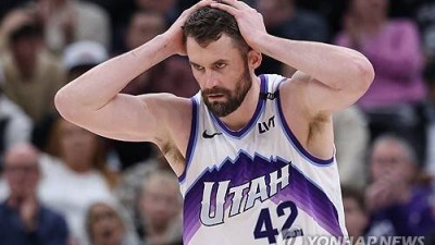 '이건 승부 조작 아니야?' 노골적인 탱킹 전략... 팬들의 민심이 폭발했다