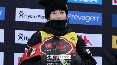韓 올림픽 대형사고 보인다...'여고생 보더' 최가온, 金 확률 36%→클로이 김 턱밑 추격 한국이 배출한 10대 천재