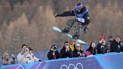 스노보드 최가온, 결선 1차서 추락… 폭설 속 부상 우려