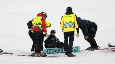 '변수 발생' 스노보드 최가온, 폭설에 쓰러졌다...결선 1차 시기서 추락 [2026 밀라노]