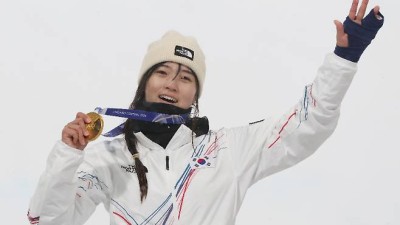BBC·日 언론도 극찬 선수들도 탈모 경의, 기적의 金…클로이 김 최가온, 자랑스럽다
