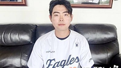 한화 '56억 포수' 후계자 찾을까? '4연타석 홈런' 진가 나온다…선배 없다고 티 나면 안 돼 [멜버른 인터뷰]