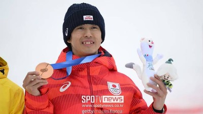 대놓고 금메달 뺏겼다 여자 이어 남자까지…日 진짜 화났다, '고난도 기술 성공'→동메달에 분통