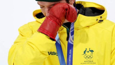 日에 금메달 도둑맞았다 '역사에 남을 점프→금메달 불발'에 호주 '분노'…銀 제임스, 金 못따 죄송 대국민 사과